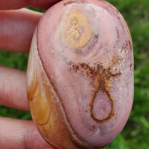 Polychrome Jasper Palm Stone (PC204) - Picture 3 of 9